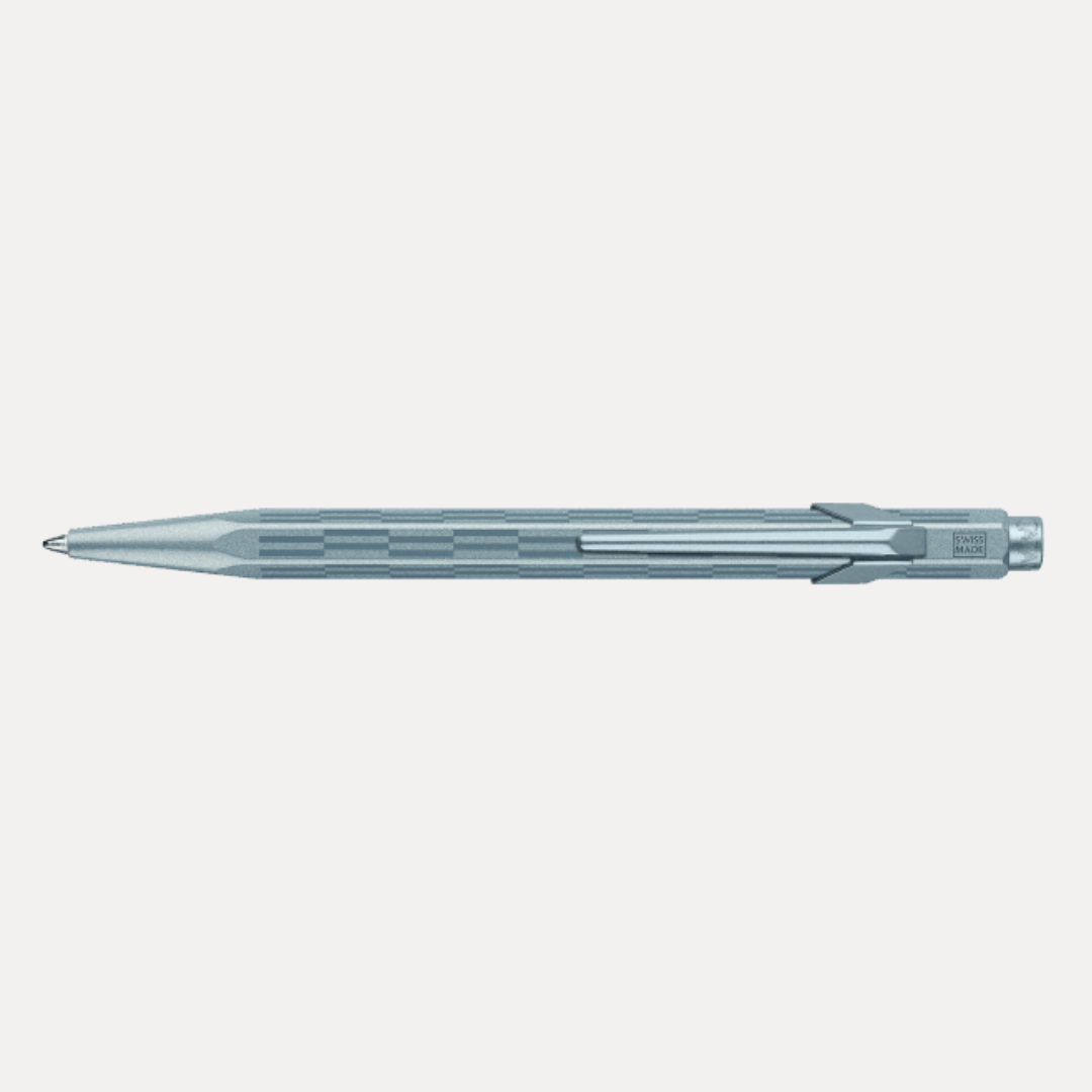 stylo bille bleu Caran d’Ache – Édition Noël 25