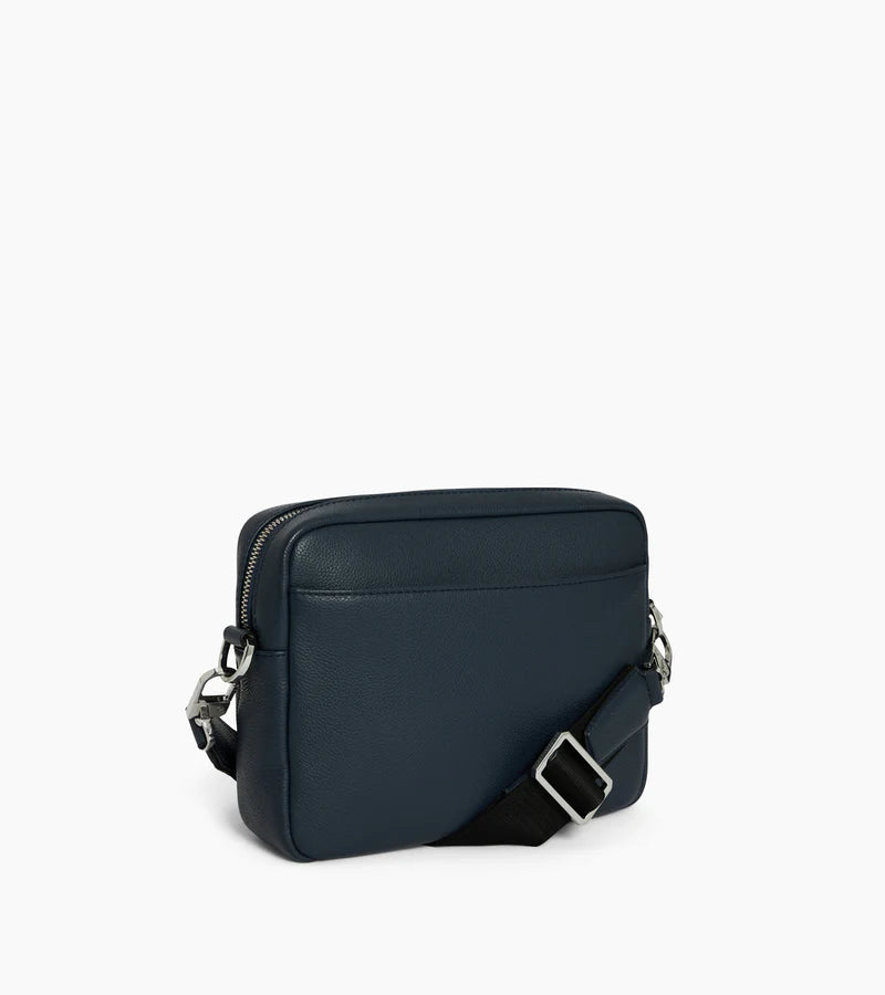 Le Tanneur- Petit sac bandoulière cuir grainé Marceau bleu crépuscule